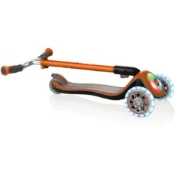 GLOBBER Elite Prime Mit Leuchtrollen Und Flashlight, Scooter -Günstiger Spielwarenladen GLOBBER Elite Prime mit Leuchtrollen und Flashlight Scooter@@1so7ge05 2