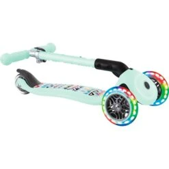 GLOBBER Junior Foldable Fantasy Lights, Scooter -Günstiger Spielwarenladen GLOBBER Junior Foldable Fantasy Lights Scooter@@1818463 8