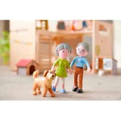 HABA Little Friends - Spielset Großeltern, Spielfigur -Günstiger Spielwarenladen HABA Little Friends Spielset Gro eltern Spielfigur@@1913080 4