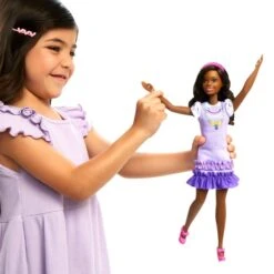 Mattel My First Barbie Brooklyn Mit Pudel (schwarze Haare), Puppe -Günstiger Spielwarenladen Mattel My First Barbie Brooklyn mit Pudel schwarze Haare Puppe@@1888857 6